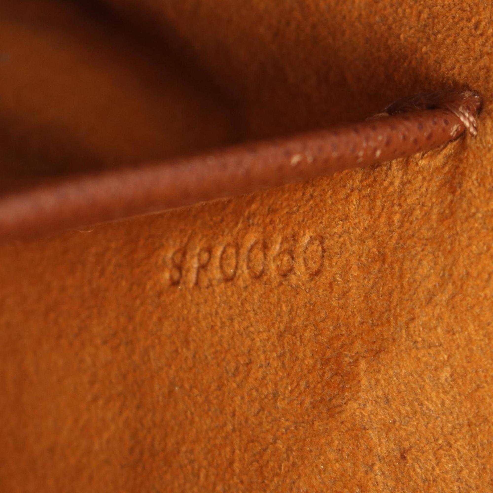 LV sacoche monogramme