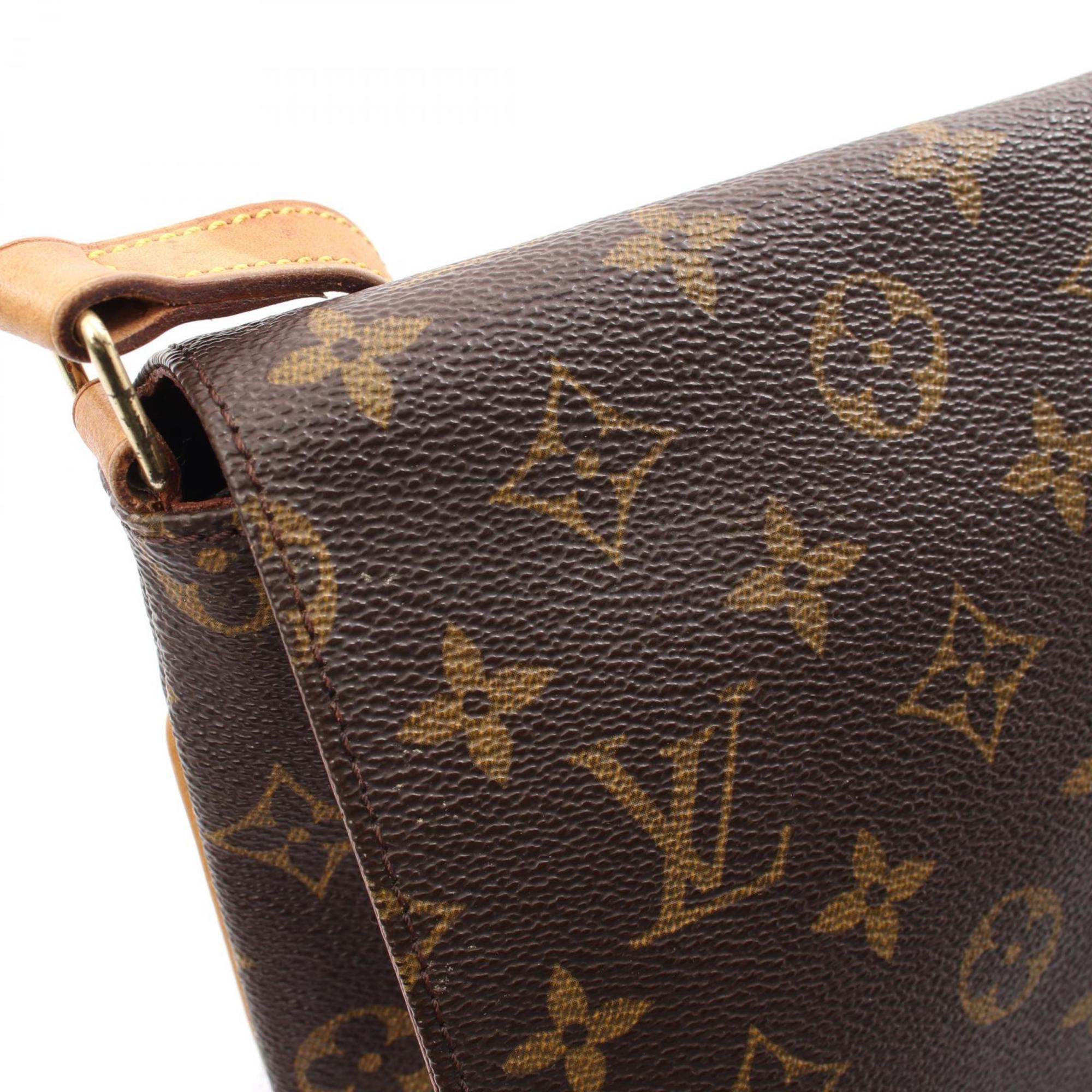 LV sacoche monogramme